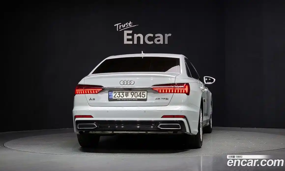 Audi A6 2021 2.0 Автомат в Москве № 391566, фото 4