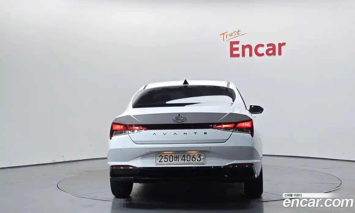 Hyundai Avante 2023 1.6 Автомат в Москве № 395496, фото 4