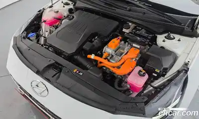 Hyundai Avante 2023 1.6 Автомат в Москве № 395496, миниатюра 6