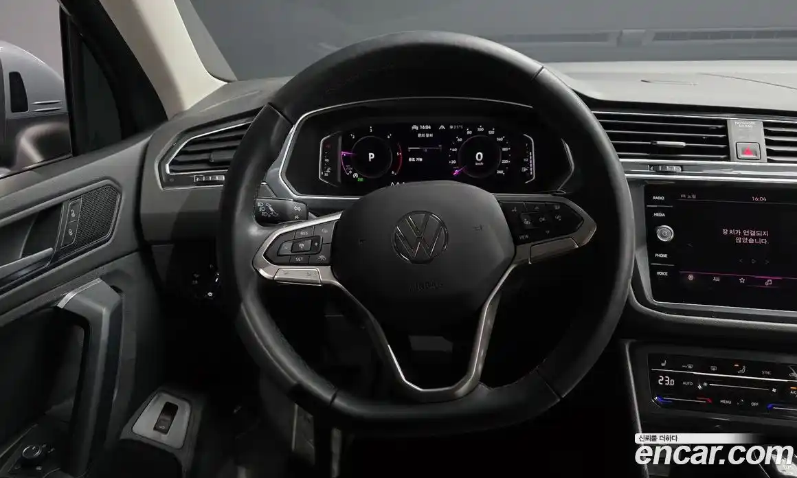 Volkswagen Tiguan 2022 2.0 Автомат в Москве № 399678, фото 13