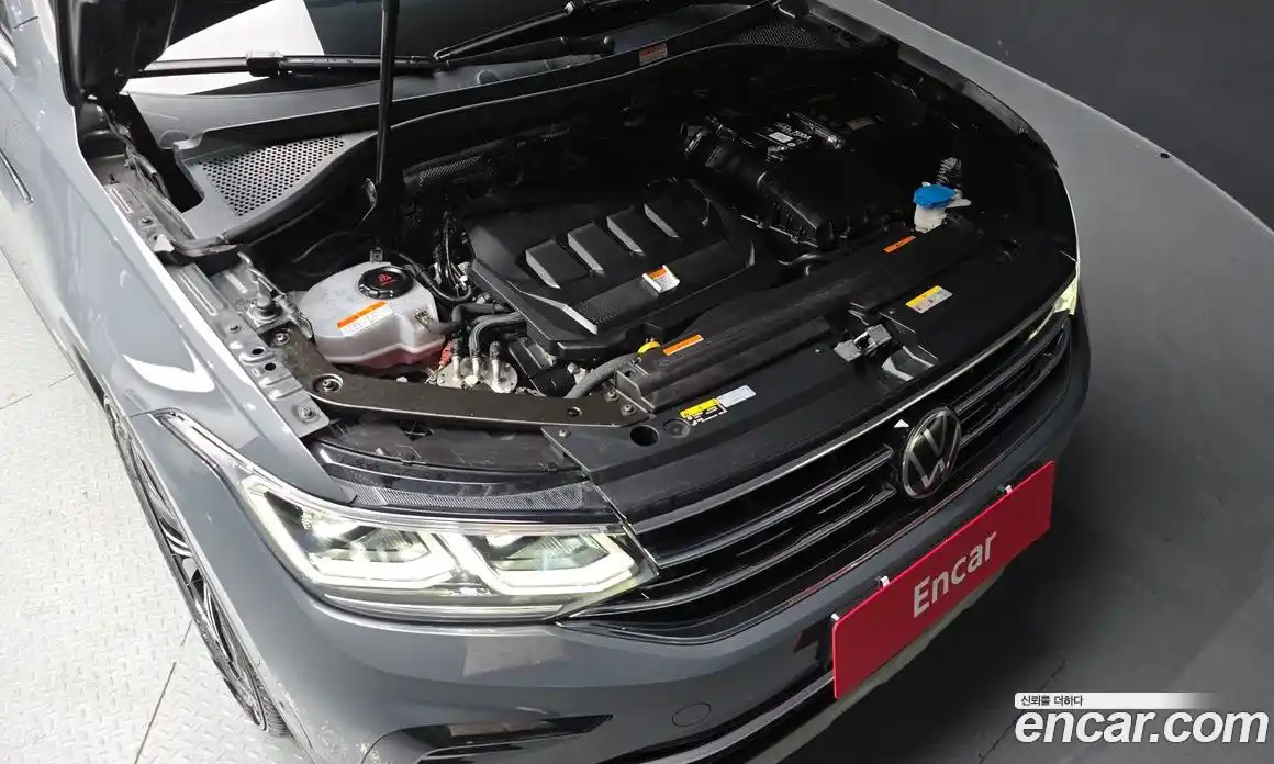 Volkswagen Tiguan 2022 2.0 Автомат в Москве № 399678, фото 6