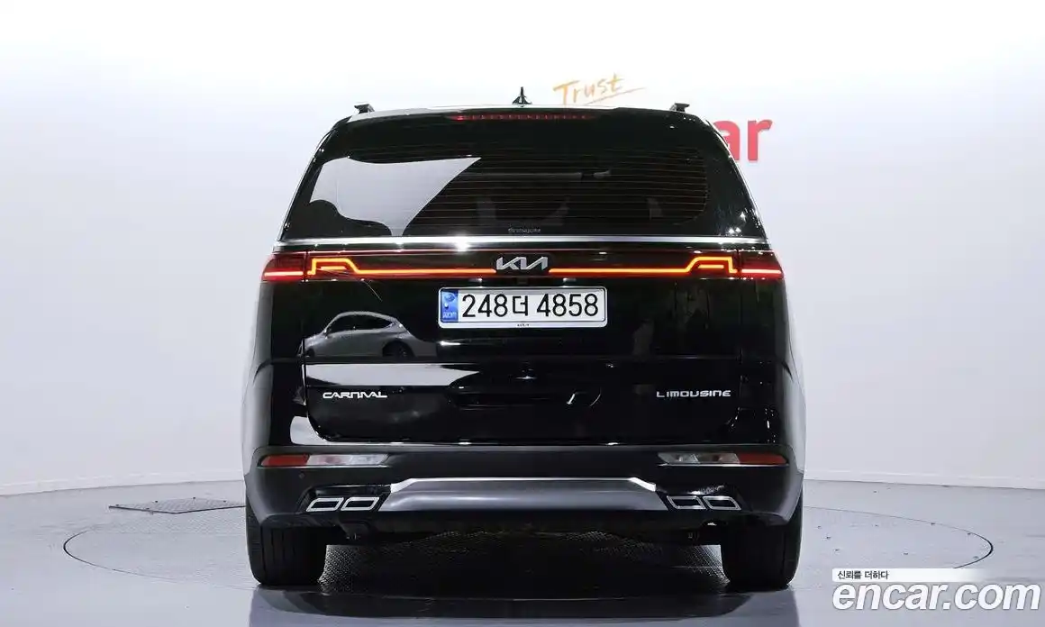 Kia Canival 2023 2.2 Автомат в Москве № 402735, фото 4