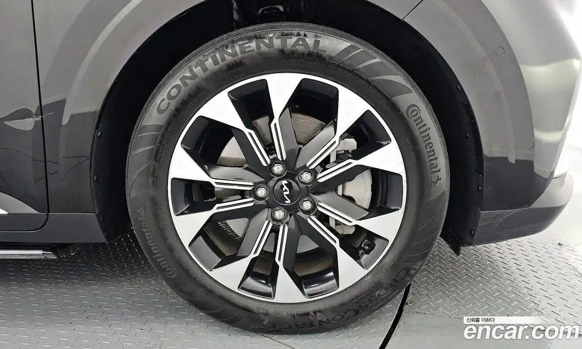 Kia Canival 2023 2.2 Автомат в Москве № 402735, фото 5