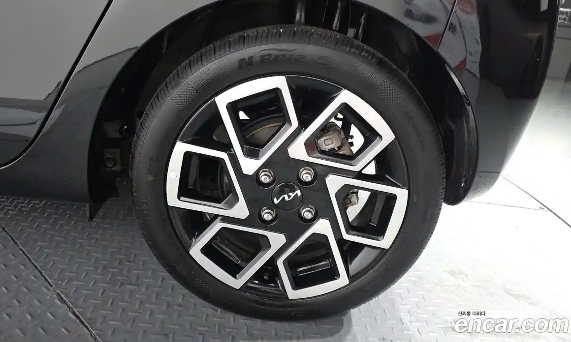 Kia Ray 2024 1.0 Автомат в Москве № 402950, фото 5