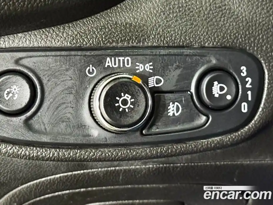 Chevrolet Trax 2017 1.4 Автомат в Москве № 41385, фото 13