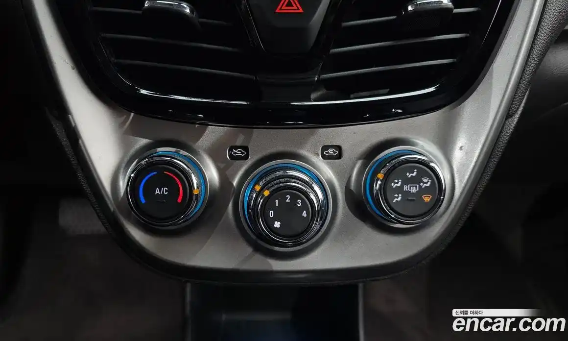 Chevrolet Spark 2016 1.0 Автомат в Москве № 41858, фото 16