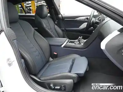 BMW 8-Series 2025 4.4 Автомат в Москве № 424486, миниатюра 10