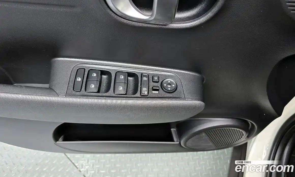 Hyundai Casper 2023 1.0 Автомат в Москве № 44462, фото 16