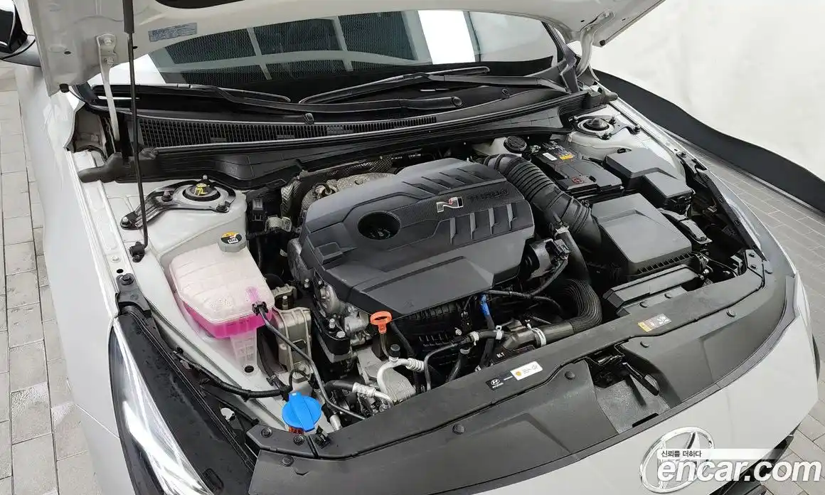 Hyundai Avante 2023 2.0 Автомат в Москве № 45178, фото 14