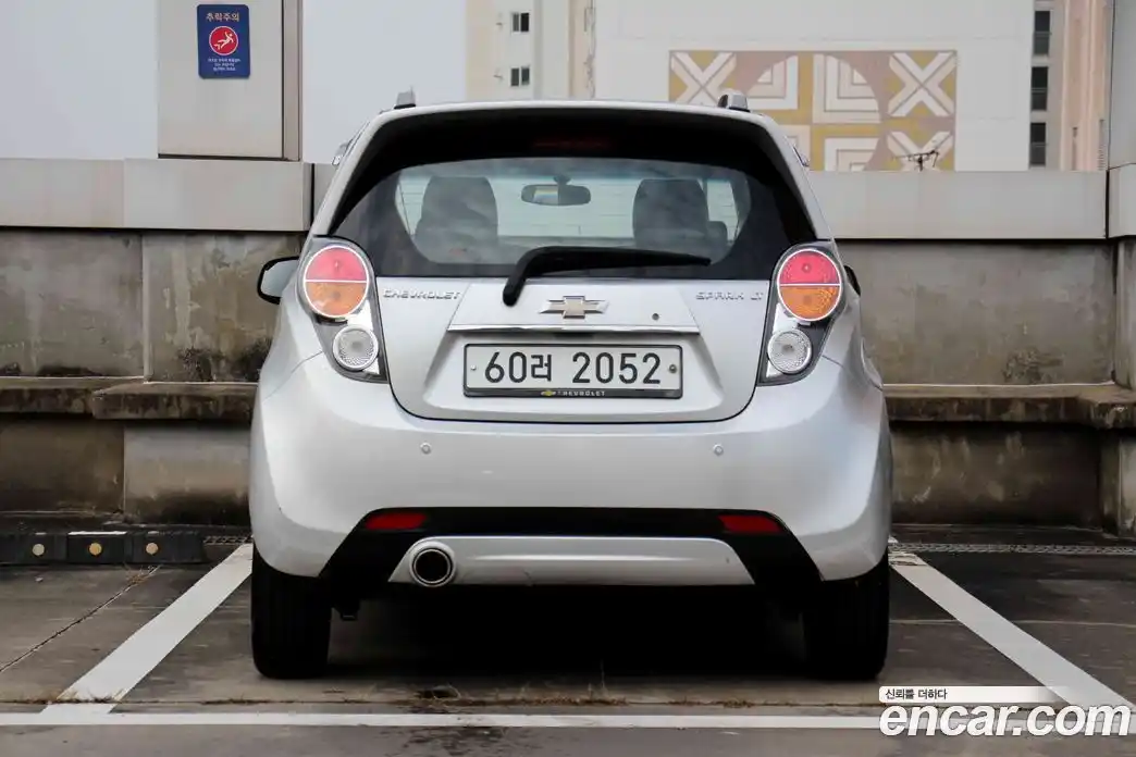 Chevrolet Spark 2012 1.0 Автомат в Москве № 453097, фото 5