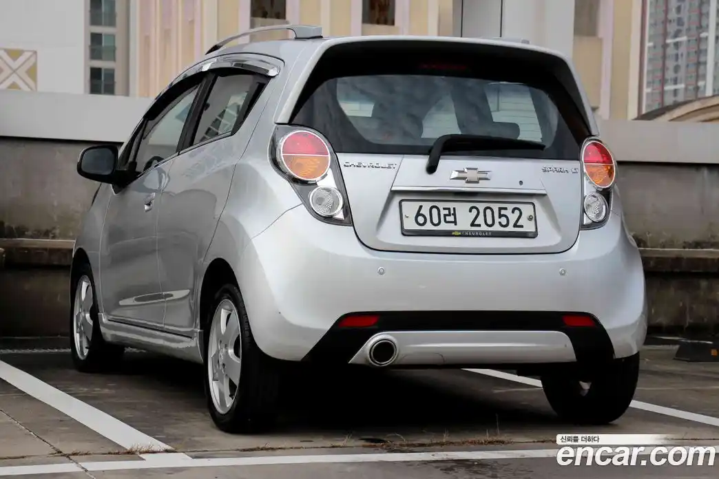 Chevrolet Spark 2012 1.0 Автомат в Москве № 453097, фото 6