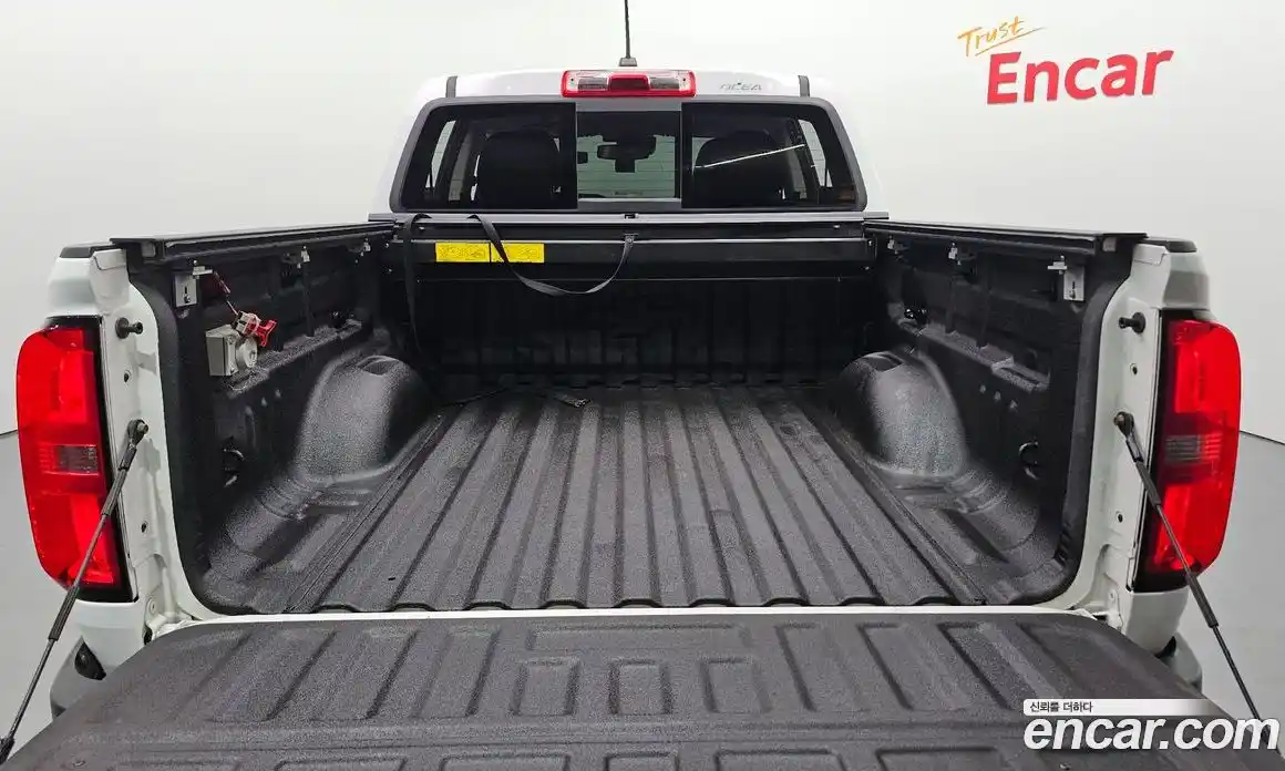 Chevrolet Colorado 2020 3.6 Автомат в Москве № 455195, фото 20