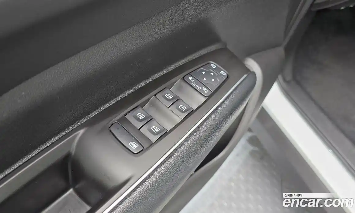 Renault QM6 2023 2.0 Автомат в Москве № 455755, фото 14