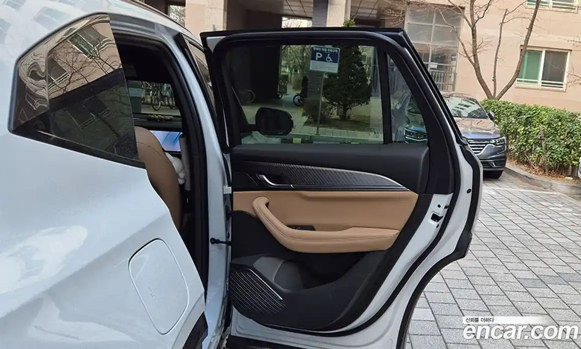 Renault Grand Koleos 2025 1.5 Автомат в Москве № 456347, фото 10