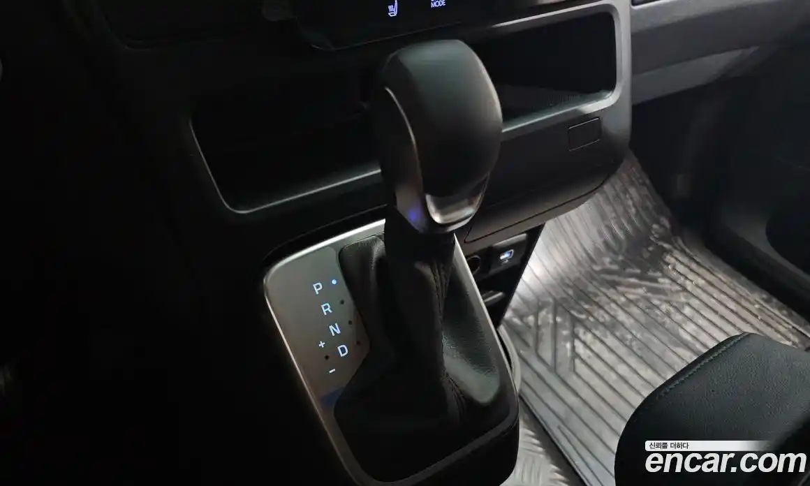 Hyundai Staria 2025 2.2 Автомат в Москве № 456574, фото 8