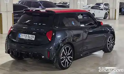 Mini Cooper 2025 2.0 Автомат в Москве № 457030, миниатюра 2