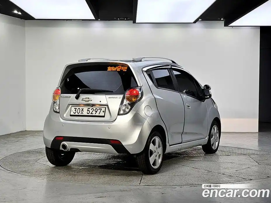Chevrolet Spark 2012 1.0 Автомат в Москве № 462139, фото 4