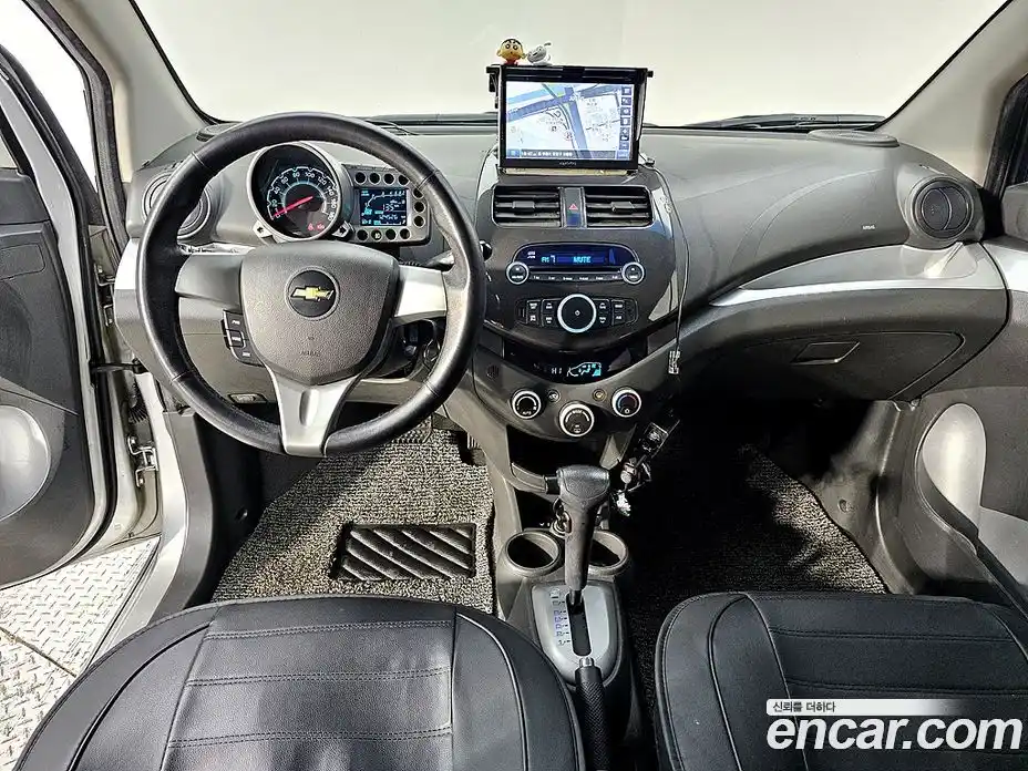 Chevrolet Spark 2012 1.0 Автомат в Москве № 462139, фото 5