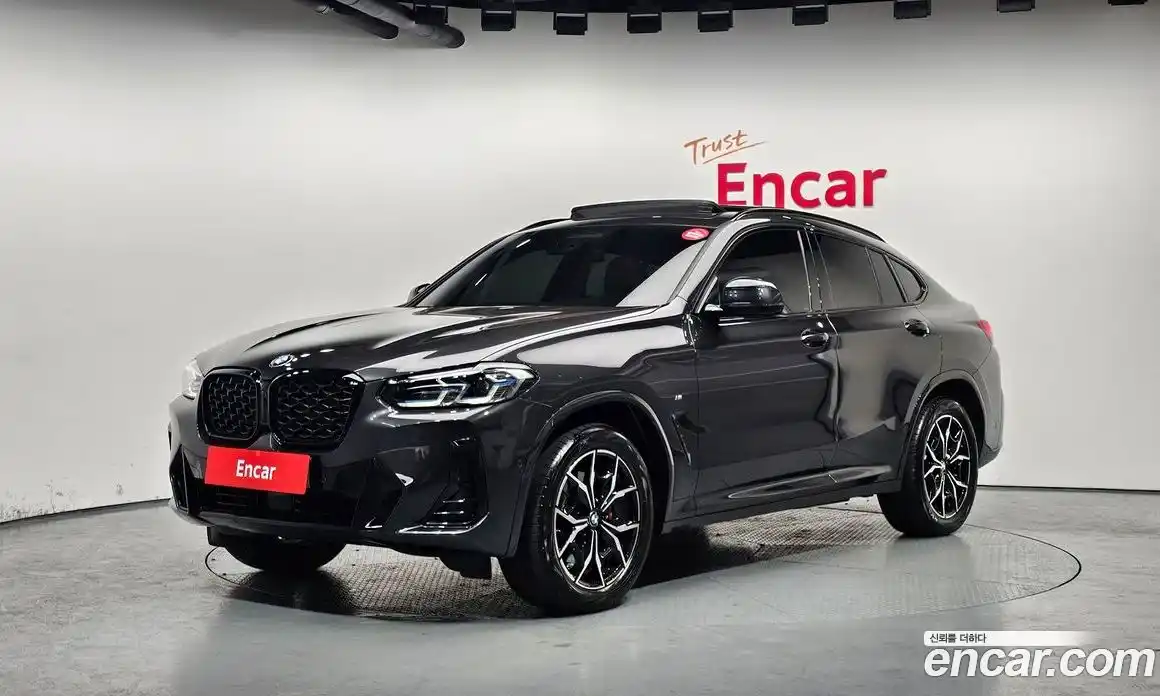 BMW X4 2023 2.0 Автомат в Москве № 464081, фото 1