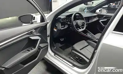 Audi A3 2025 2.0 Автомат в Москве № 468244, миниатюра 9