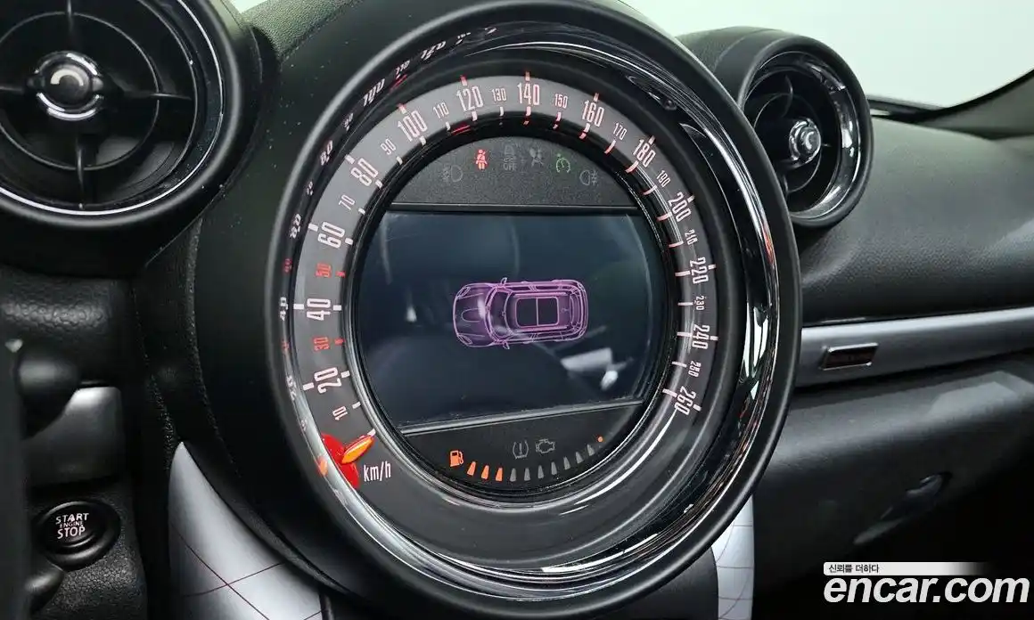 Mini Countryman 2016 2.0 Автомат в Москве № 472052, фото 16