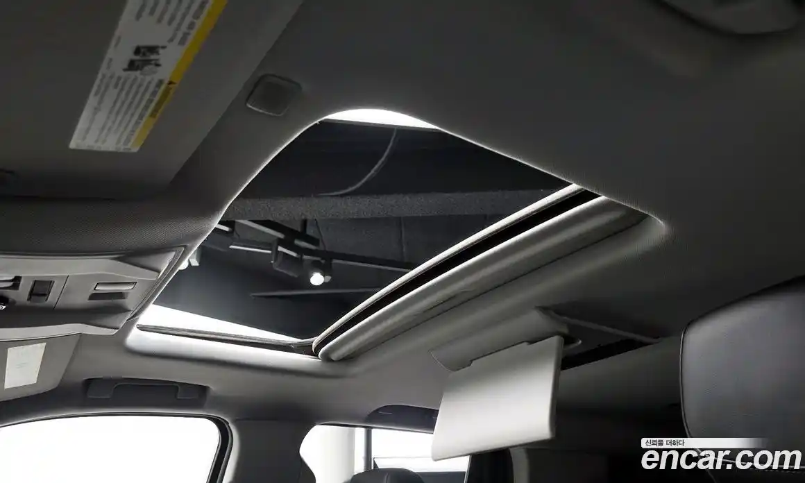 Cadillac Escalade 2018 6.2 Автомат в Москве № 474674, фото 18