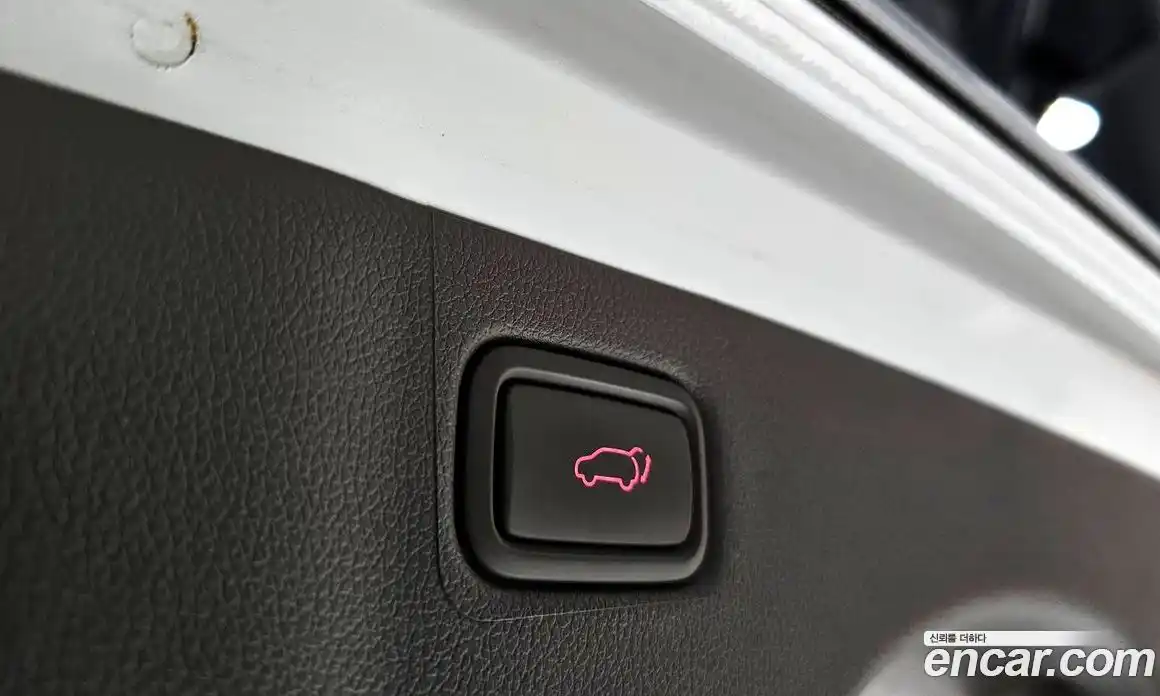 Kia Canival 2019 2.2 Автомат в Москве № 51658, фото 17