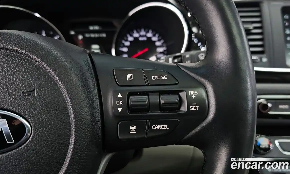 Kia Canival 2019 2.2 Автомат в Москве № 51658, фото 20