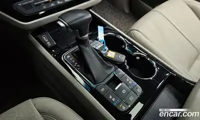 Kia Canival 2019 2.2 Автомат в Москве № 51658, миниатюра 9