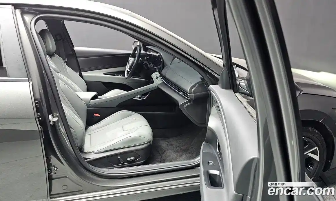 Hyundai Avante 2024 1.6 Автомат в Москве № 5361, фото 11