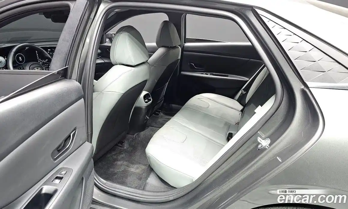 Hyundai Avante 2024 1.6 Автомат в Москве № 5361, фото 12