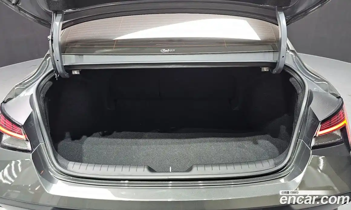 Hyundai Avante 2024 1.6 Автомат в Москве № 5361, фото 20