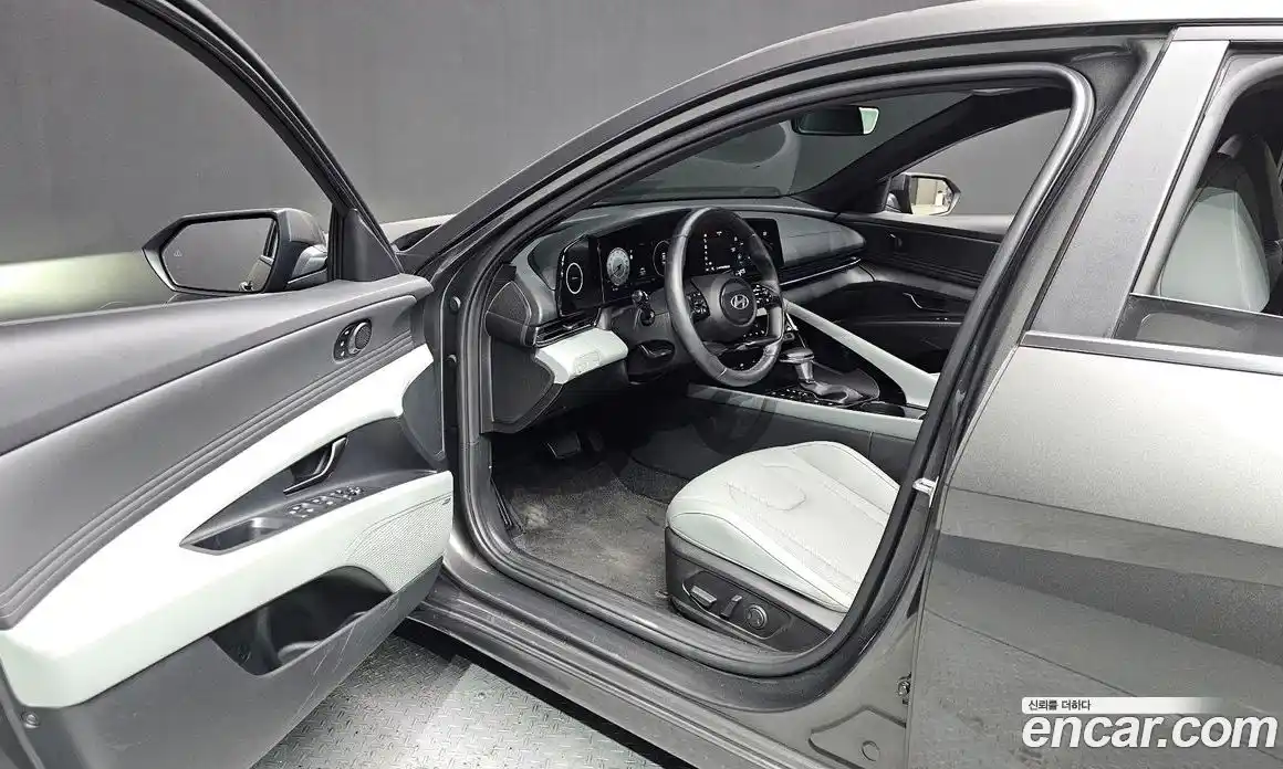 Hyundai Avante 2024 1.6 Автомат в Москве № 5361, фото 10