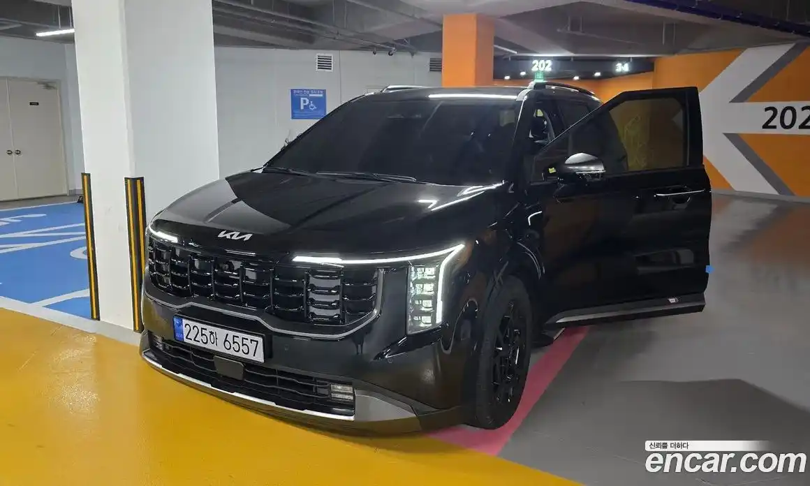 Kia Canival 2025 3.5 Автомат в Москве № 53700, фото 5