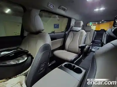 Kia Canival 2025 3.5 Автомат в Москве № 53700, миниатюра 9