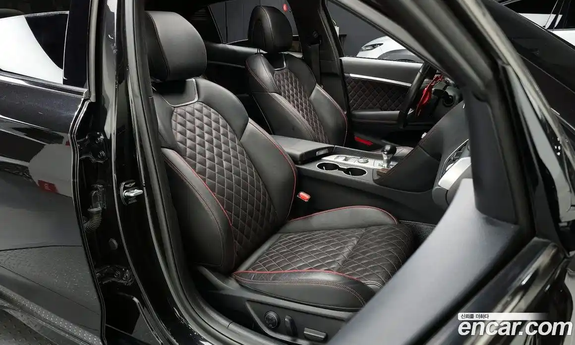 Genesis G70 2019 3.3 Автомат в Москве № 56455, фото 13