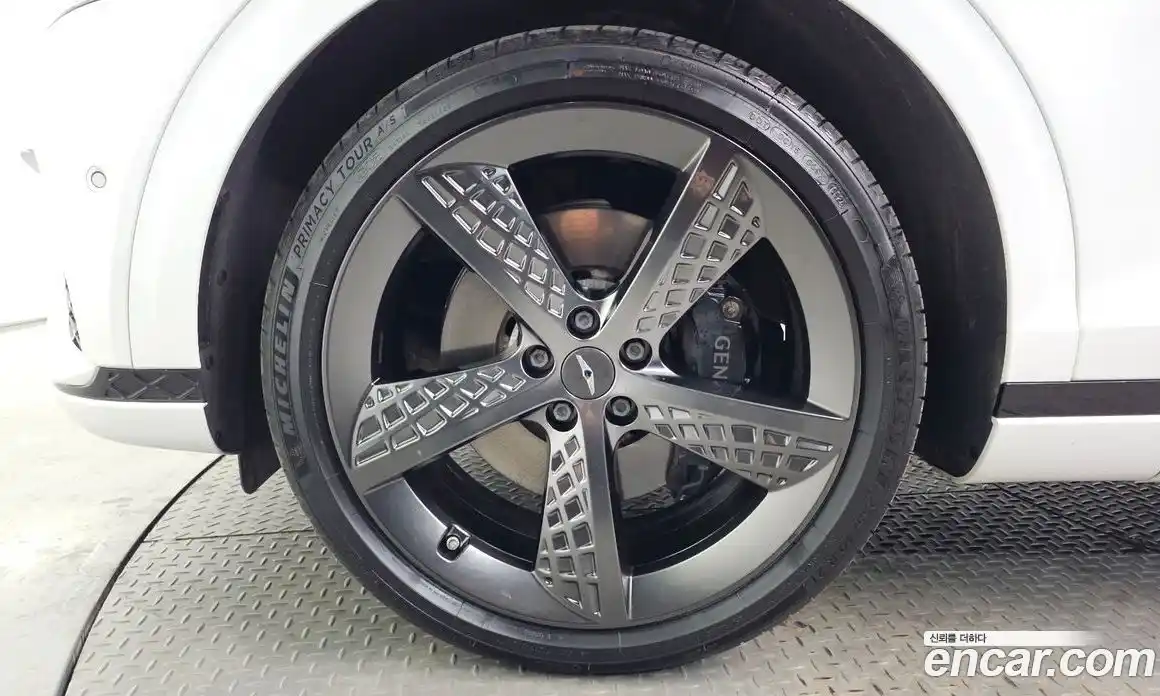 Genesis GV70 2023 2.5 Автомат в Москве № 58939, фото 11