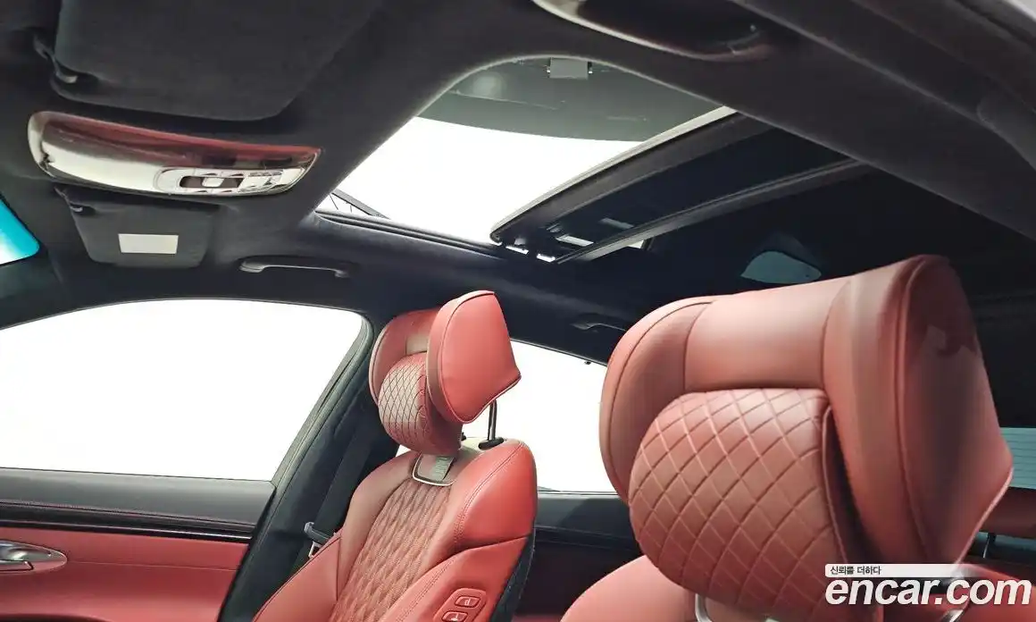 Genesis GV70 2023 2.5 Автомат в Москве № 58939, фото 15