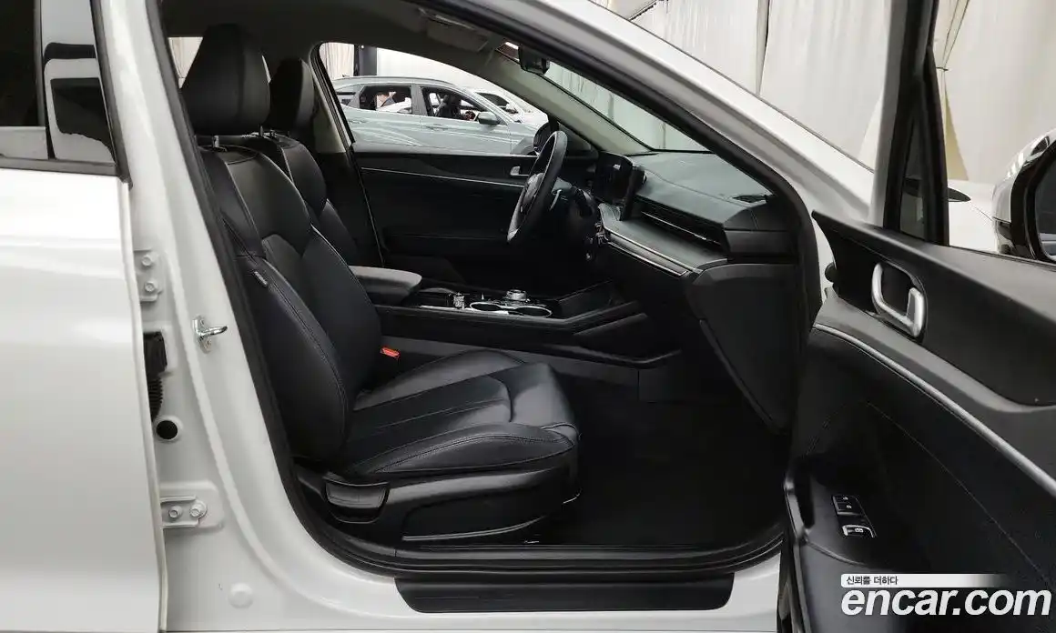 Kia K5 2024 2.0 Автомат в Москве № 61080, фото 11