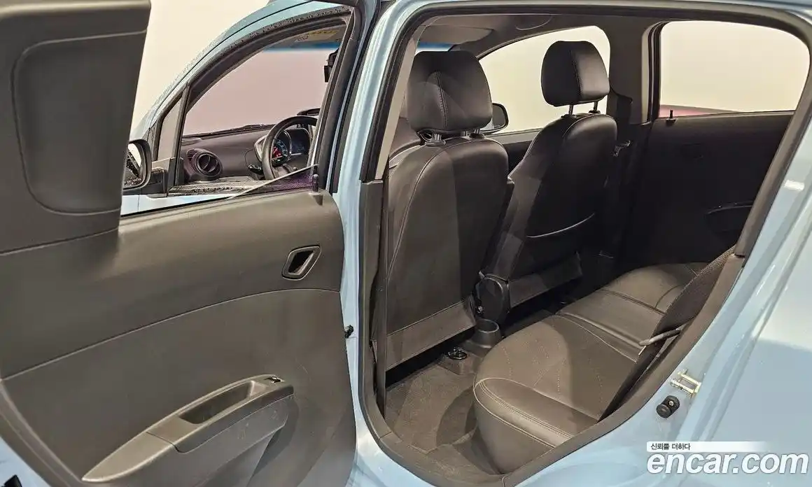 Chevrolet Spark 2014 1.0 Автомат в Москве № 72635, фото 11