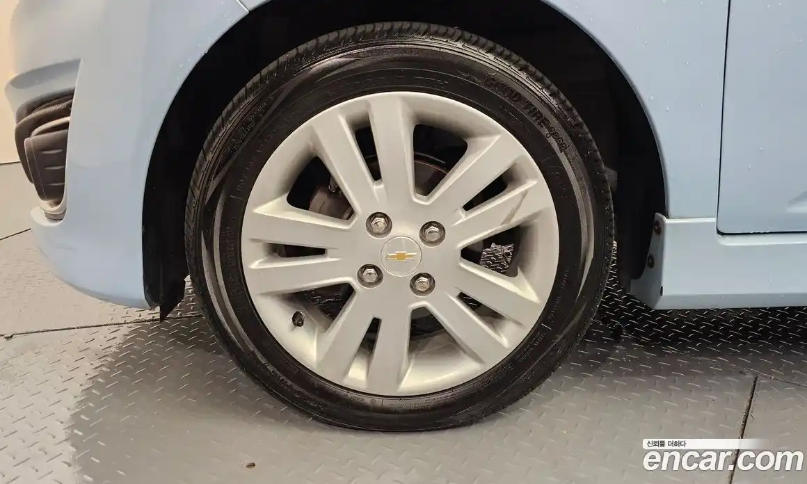 Chevrolet Spark 2014 1.0 Автомат в Москве № 72635, фото 5