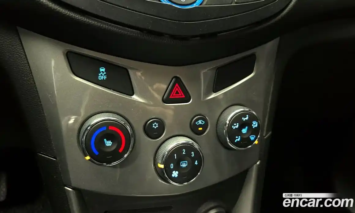 Chevrolet Trax 2015 1.4 Автомат в Москве № 99905, фото 14