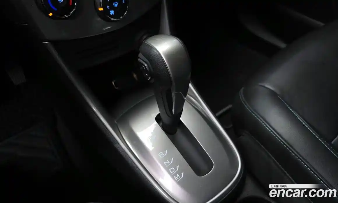 Chevrolet Trax 2015 1.4 Автомат в Москве № 99905, фото 16