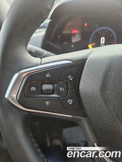 Chevrolet Trax 2024 1.2 Автомат в Москве № 103851, миниатюра 9