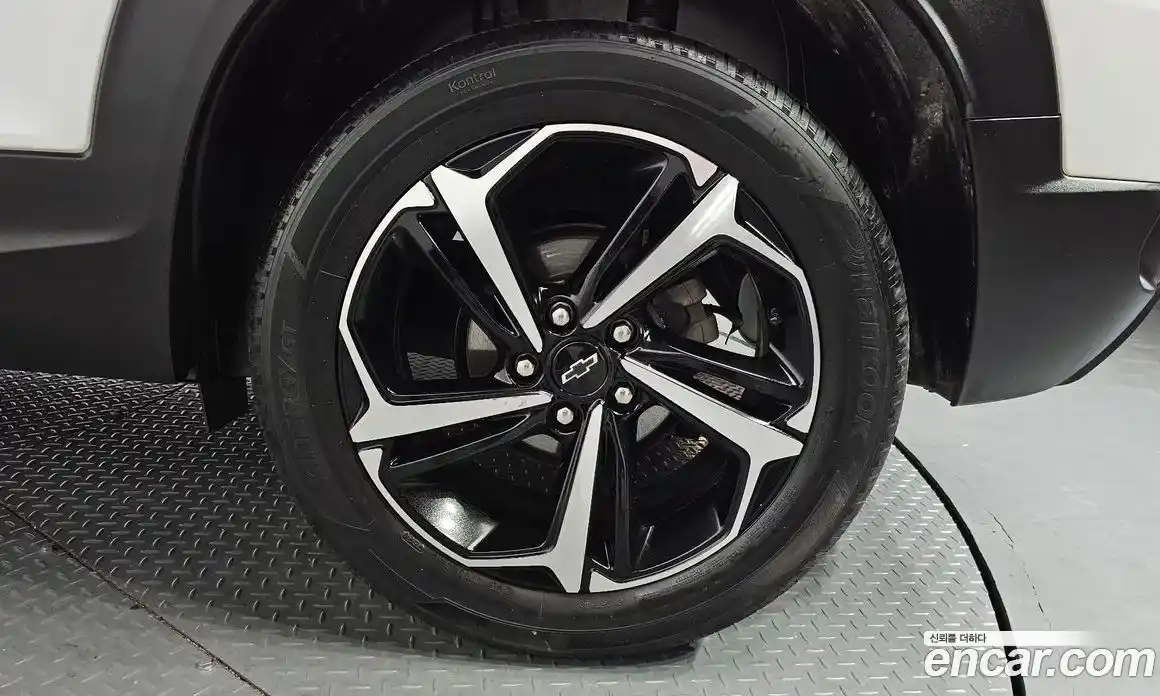 Chevrolet TrailBlazer 2021 1.3 Автомат в Москве № 104955, фото 14