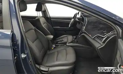 Hyundai Avante 2016 1.6 Автомат в Москве № 107615, миниатюра 11