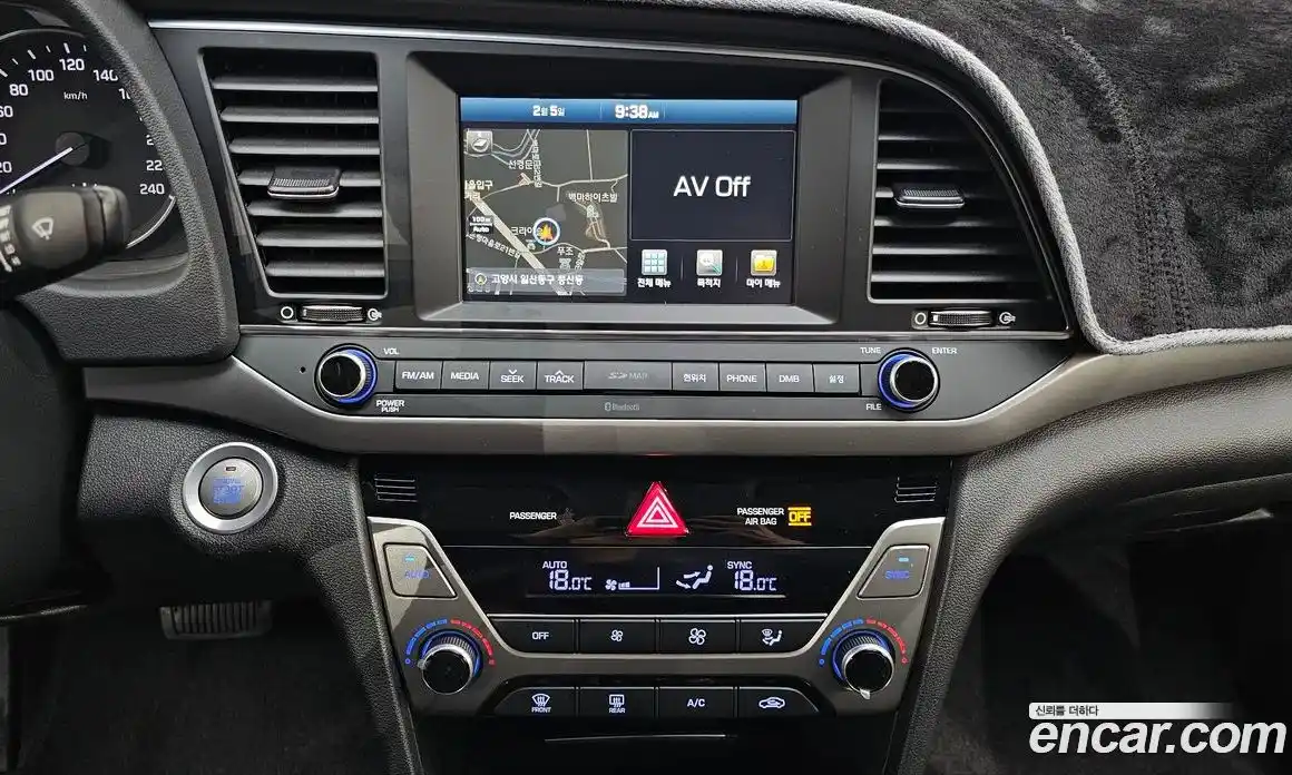 Hyundai Avante 2016 1.6 Автомат в Москве № 107615, фото 8