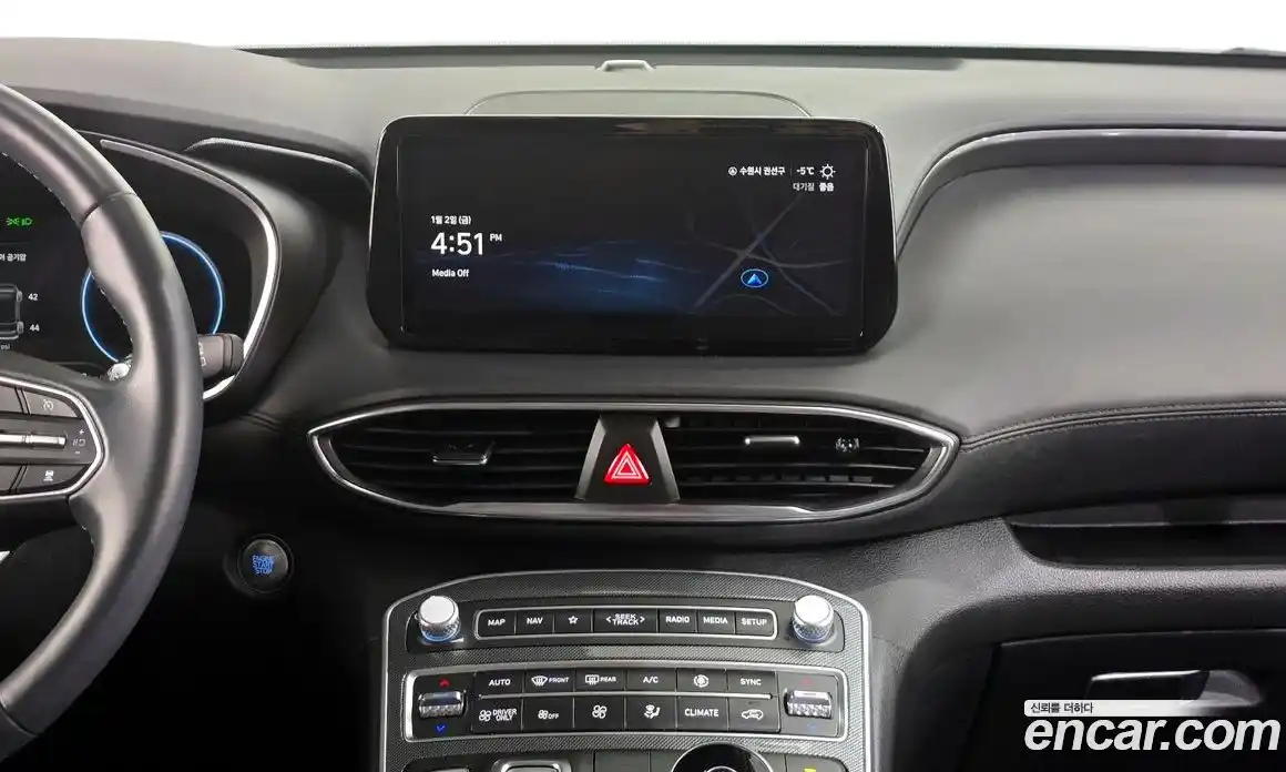 Hyundai Santa Fe 2022 1.6 Автомат в Москве № 108757, фото 16