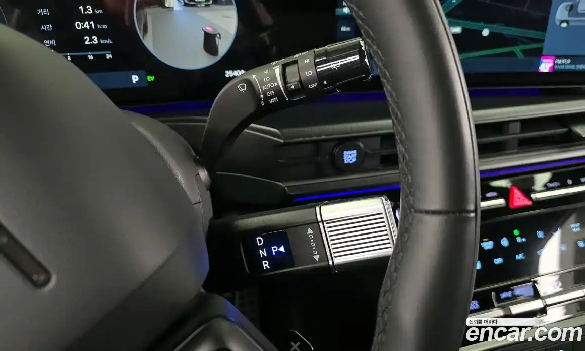 Hyundai Santa Fe 2025 1.6 Автомат в Москве № 109467, фото 3