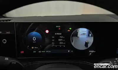 Hyundai Santa Fe 2025 1.6 Автомат в Москве № 109467, миниатюра 8